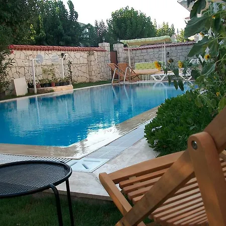 Panzió Munevver Abla Ev Alacati